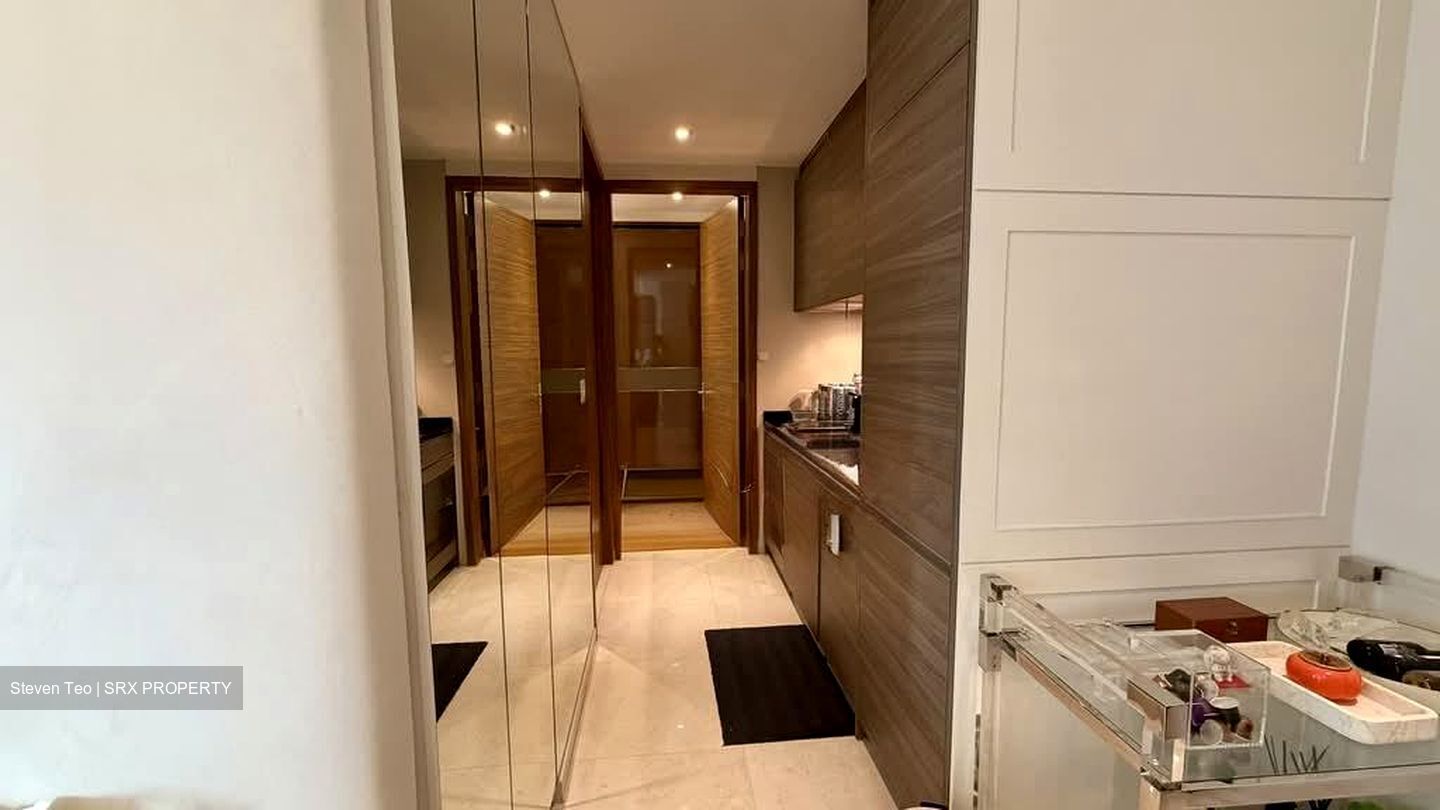 8 Saint Thomas (D9), Condominium #563482821